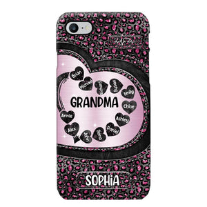 Personalized Grandma Nana Auntie Mom Heart & Kid's Name Phonecase Printed QTHQ2003