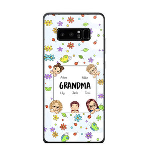 Personalized Grandma with Kids Name Flowers Background Gift For Grandma Phonecase PNDT2906