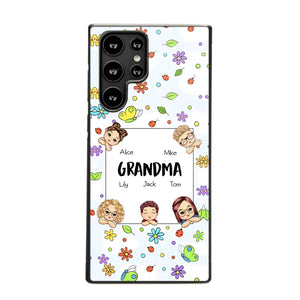 Personalized Grandma with Kids Name Flowers Background Gift For Grandma Phonecase PNDT2906