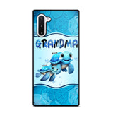 Personalized Grandma Turtles with Kid Name Ocean Background Gift For Grandma Phonecase 23JUN-HN30