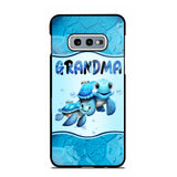 Personalized Grandma Turtles with Kid Name Ocean Background Gift For Grandma Phonecase 23JUN-HN30